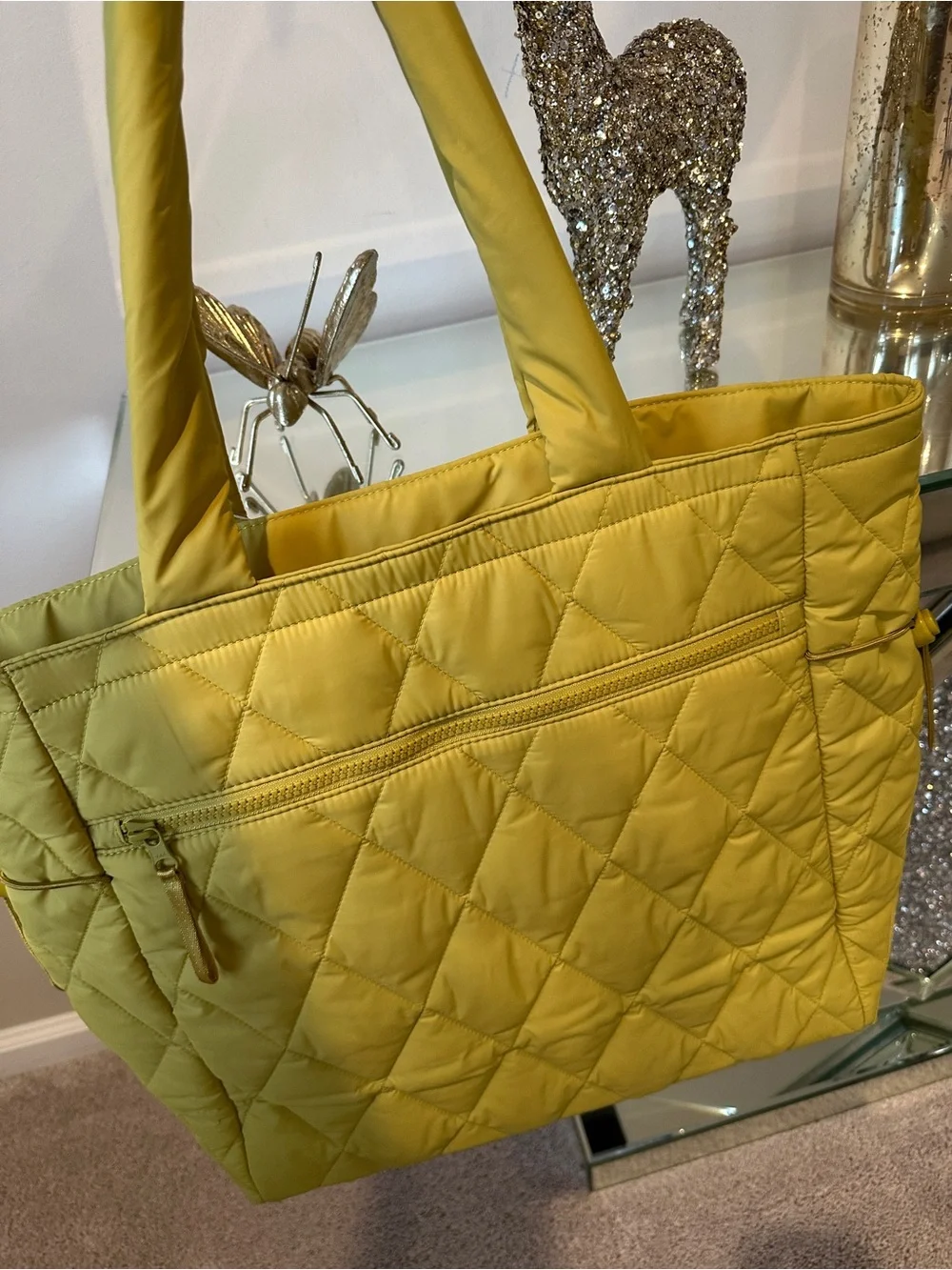 Vera Bradley Quilted Yellow Tote with Printed Interior feather light so soft
